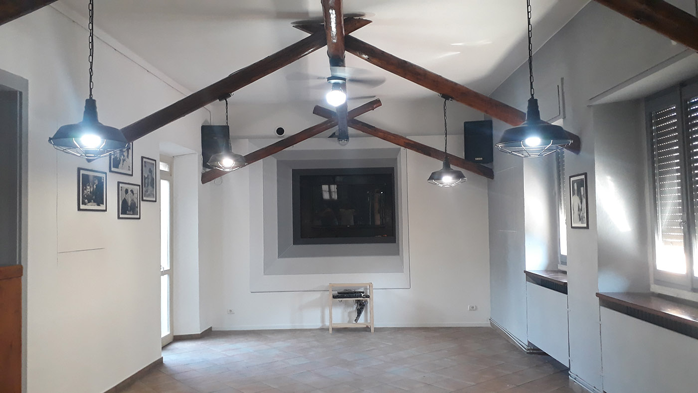 Vedi dettagli di Ristrutturazione Risto-pub - Castelletto S. Ticino